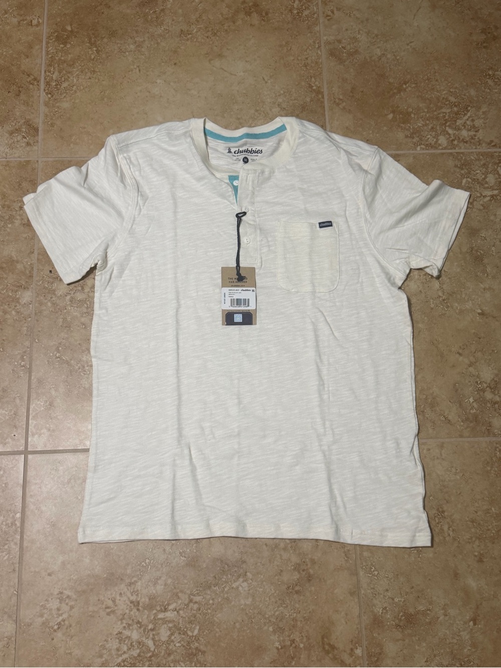 Men’s Chubbies Cream Short-Sleeve Henley Shirt size medium